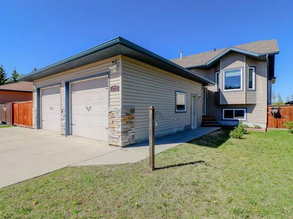 10113 E 93rd St, Sexsmith, AB T0H 3C0