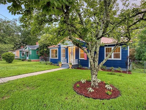 4th image of this home