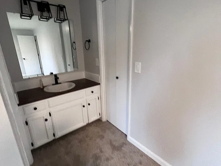2436 La Jolla Dr NW — Photo 10