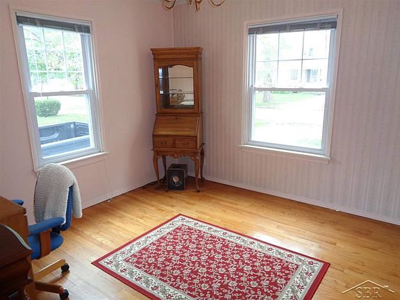 4th image of 2828 Wynes St