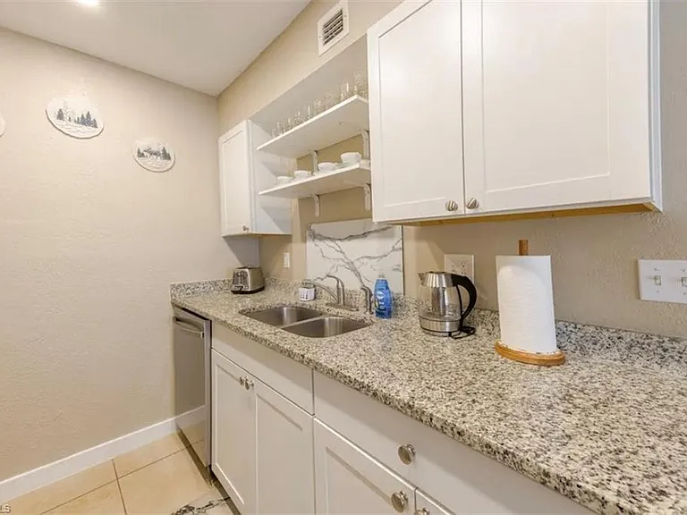4605 Bayshore Dr #G2 — Photo 7