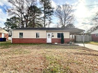 3513 S Plaza Trl, Virginia Beach, VA 23452