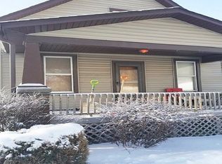 411 7th Ave N, Clinton, IA 52732