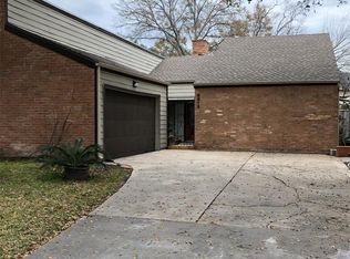 6615 Las Brisas Dr, Houston, TX 77083