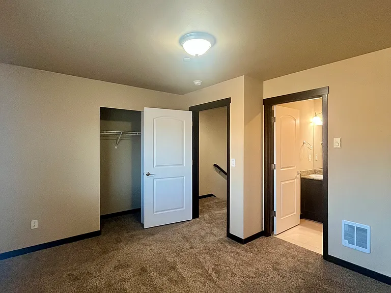 16008 3rd Pl S #C — Photo 19