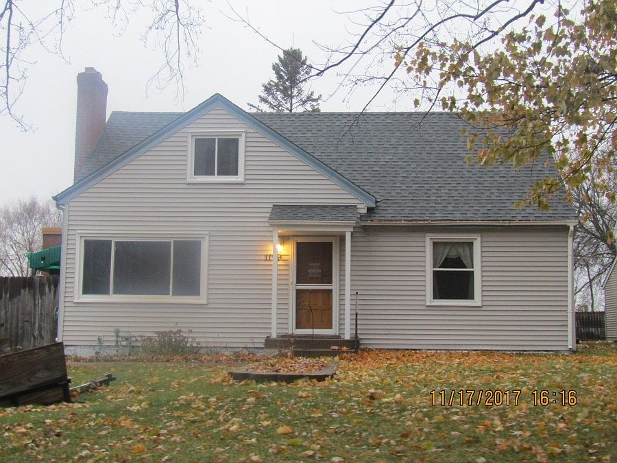 1st image of 1199 Lark Ave E