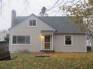 1199 Lark Ave E, Maplewood, MN 55109