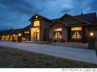 189 Highway M, Eldon, MO 65026