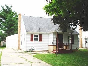 2nd image of 452 N Pine St