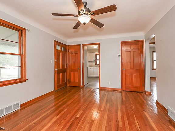 4th image of 4309 Rockland Dr