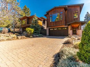 2222 NW 6th St, Bend, OR 97703