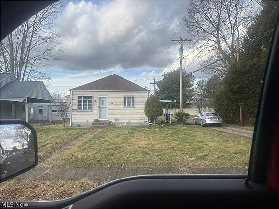 3rd image of 119 W 23rd St