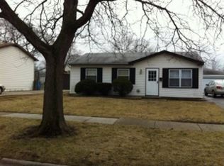 3611 Peach Grove Ln, Hazel Crest, IL 60429