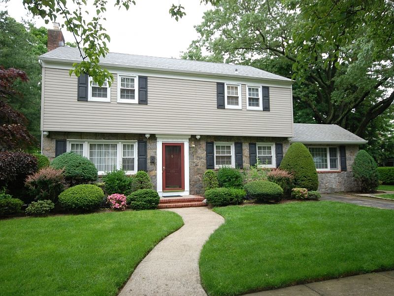 1st image of 106 N Cambridge St