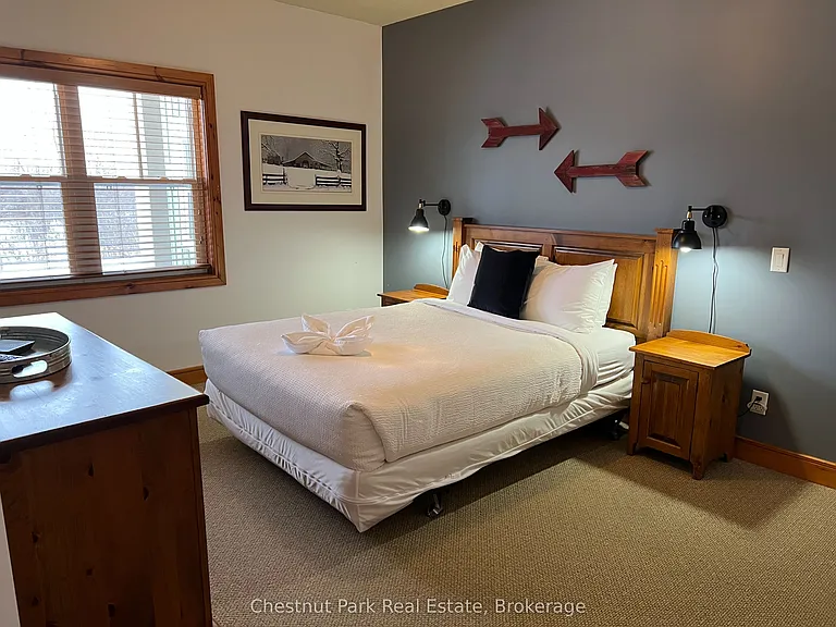 170 Snowbridge Way #123 — Photo 10