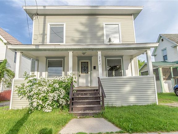 2nd image of 283 W Main St