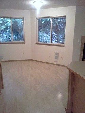 4th image of 5917 NE 58th St APT 35