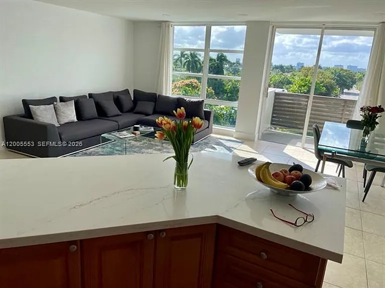 9800 W Bay Harbor Dr #603 — Photo 14