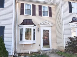 48 Dulany Ct, Sterling, VA 20165