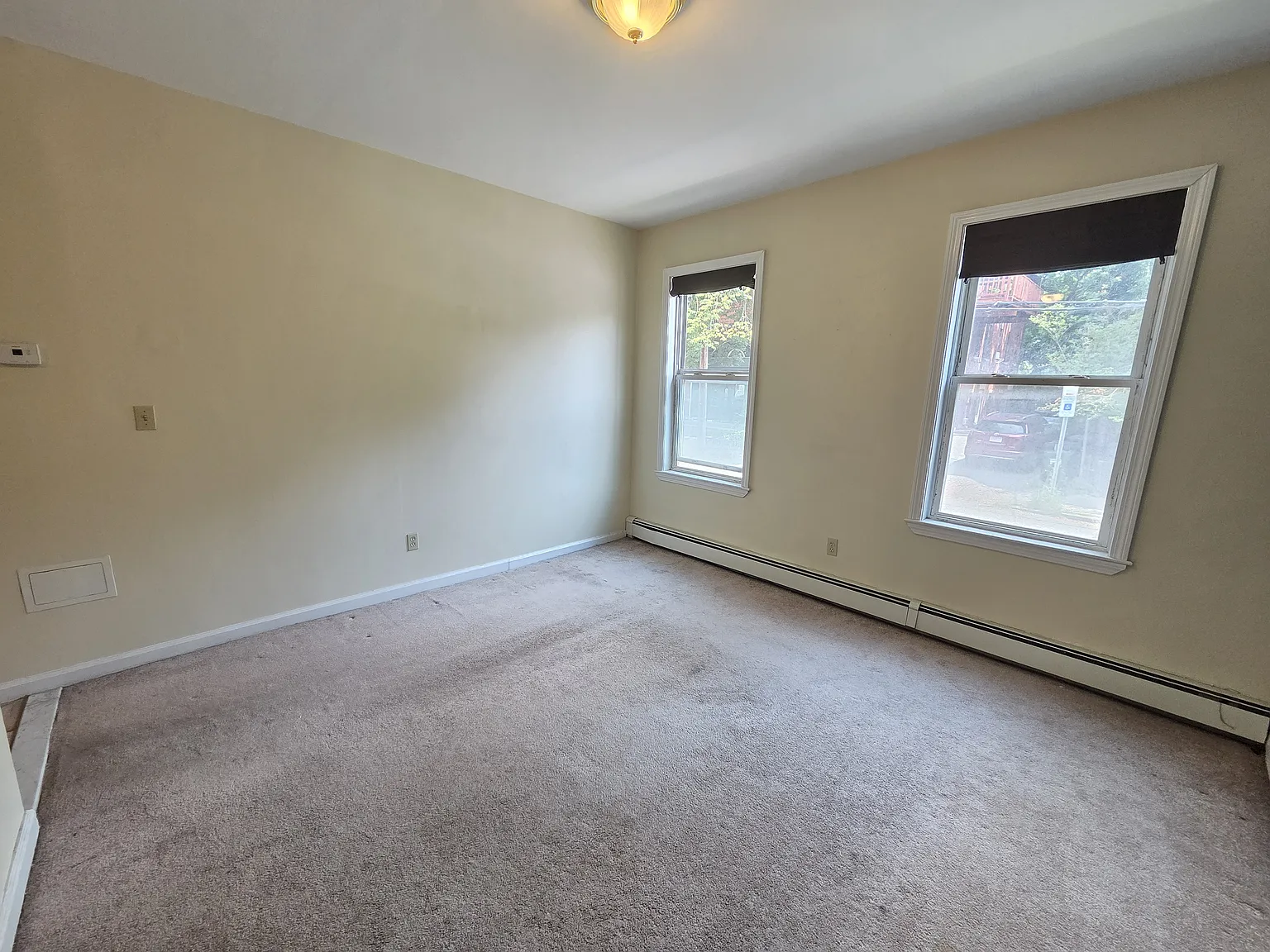 2 bed, 850 sqft, $3,200 — Photo 4