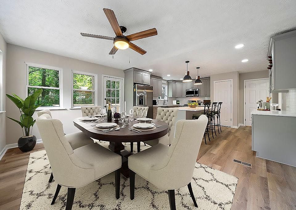 1st image of 6739 Valley Ct