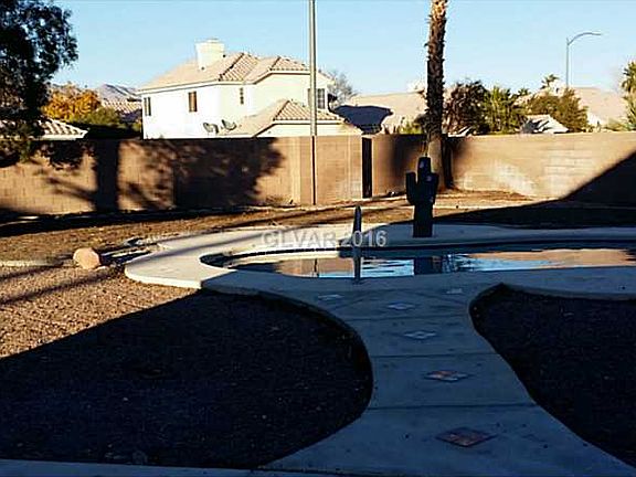 2nd image of 4524 Rodman Dr