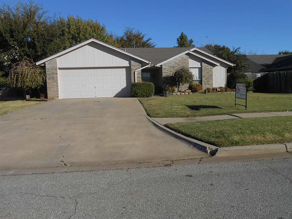 1st image of 7123 NW Birch Pl