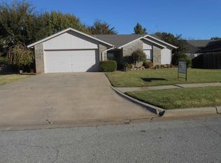 7123 NW Birch Pl, Lawton, OK 73505