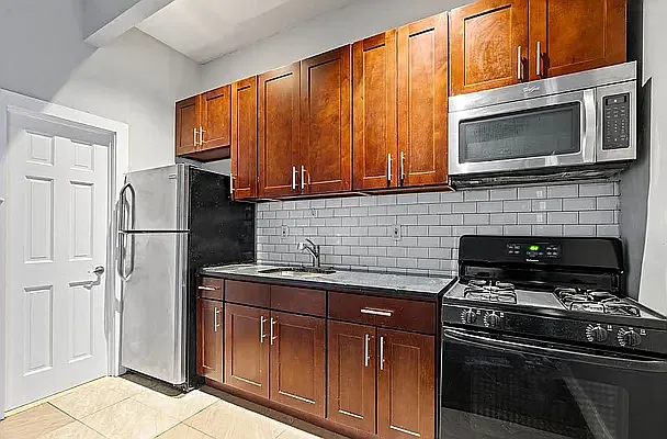 Rented by MJ Property Group LLC | media 2