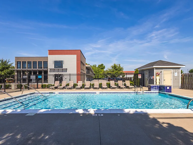 Clarksville Lofts — Photo 20