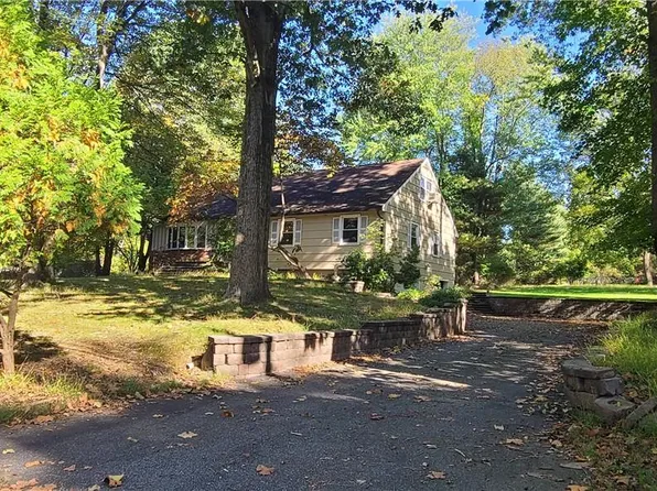 5 Long Meadow Drive, New City, NY 10956