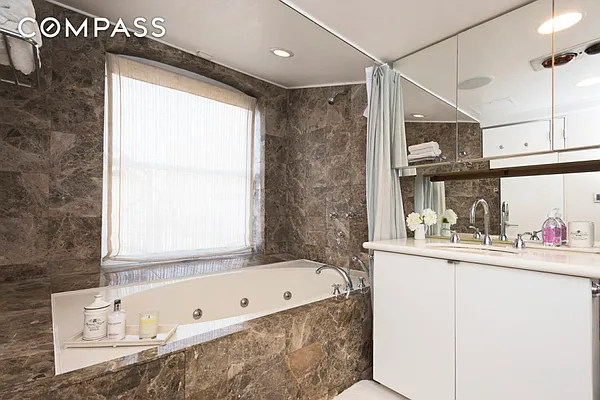 Rented by Compass | media 7