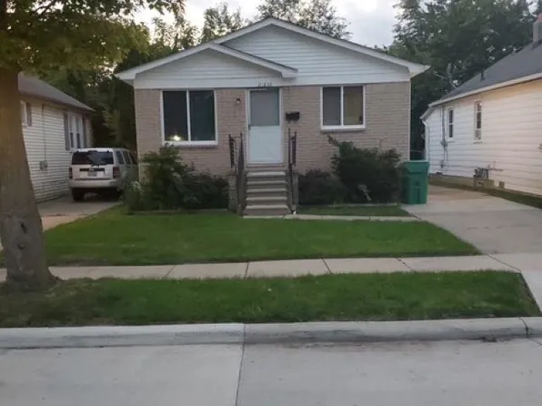 21835 Nevada Ave, Eastpointe, MI 48021