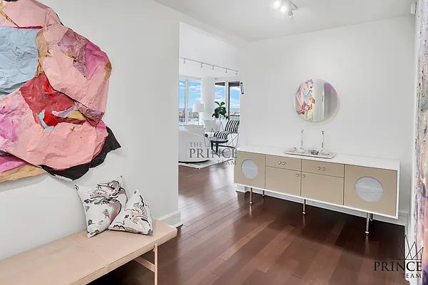 Rented by Compass | media 25