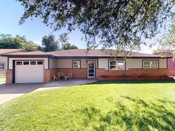 1518 24th St, Woodward, OK 73801