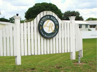 37704 Newport Dr, Zephyrhills, FL 33542