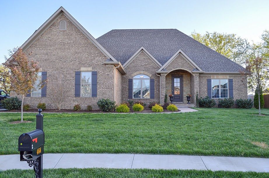 1st image of 464 Montrose Ct
