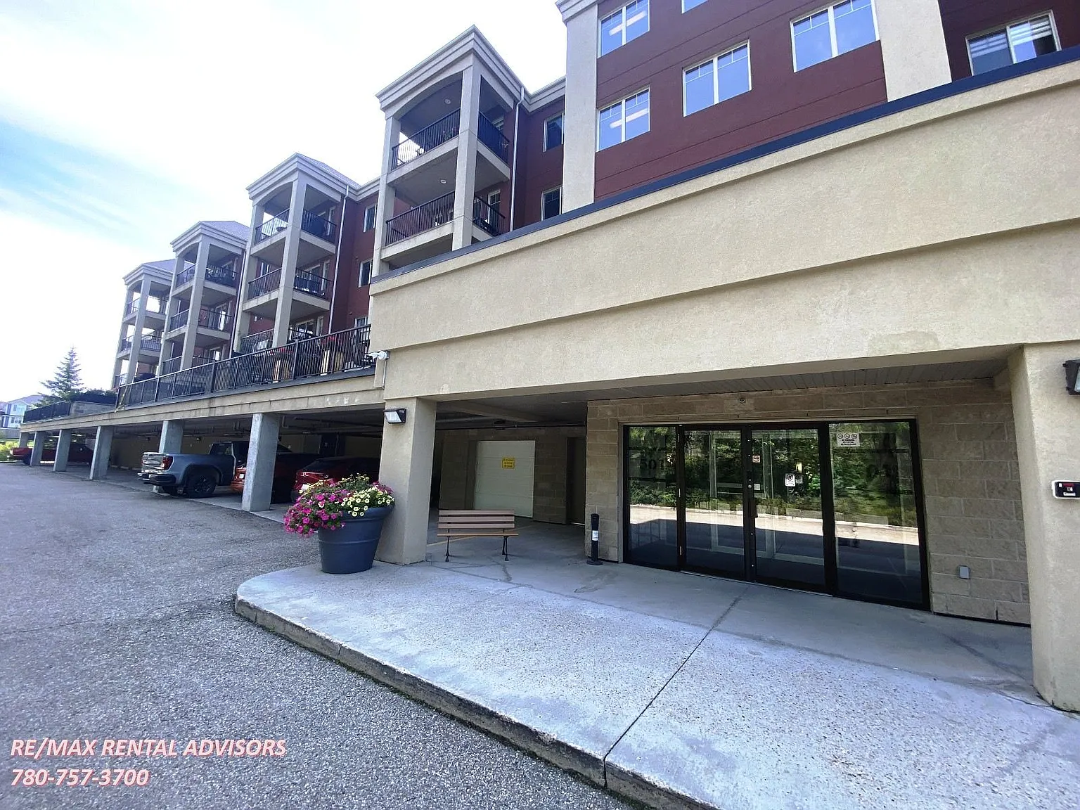 #404 501 Palisades Way — Photo 1