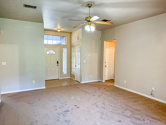 3rd image of 4506 Mildred Ave