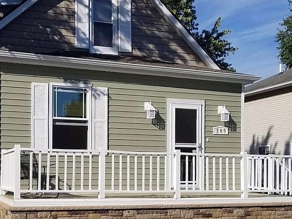 2nd image of 209 E Acton Ave