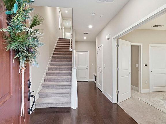 3rd image of 2813 Stringham Way