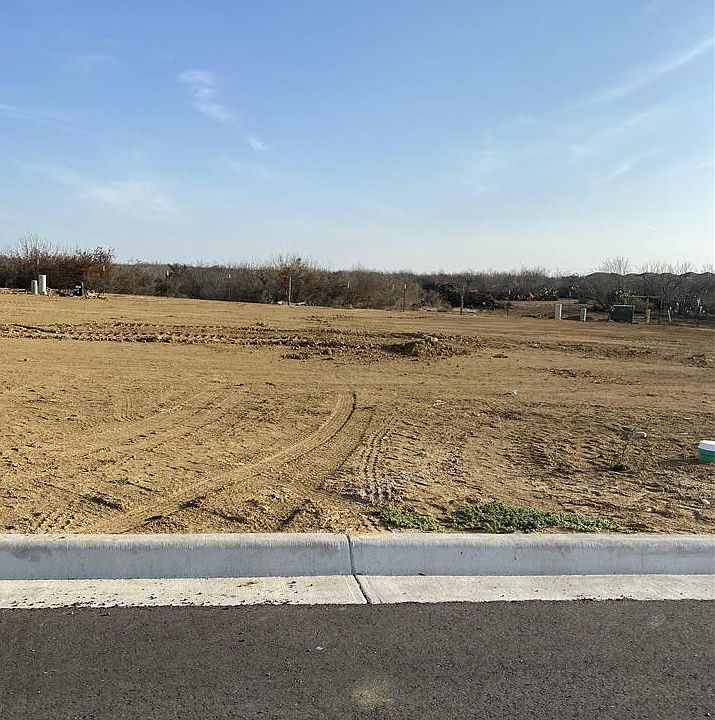 1st image of 1808 Bacalar Dr