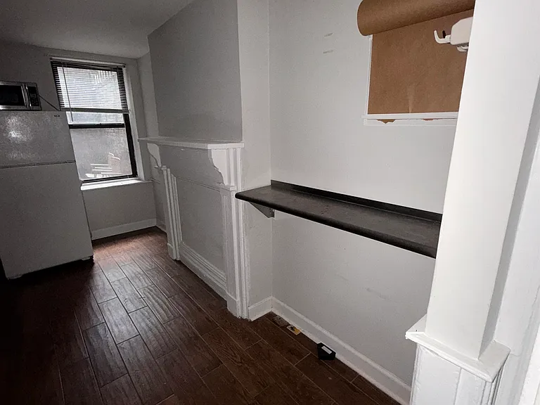 811 Washington St #BASEMENT — Photo 11