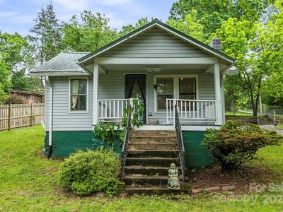 220 W College St, Black Mountain, NC, 28711