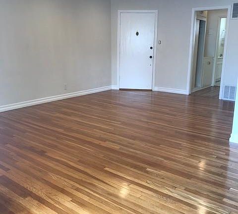 3rd image of 1111 N Flores St #7
