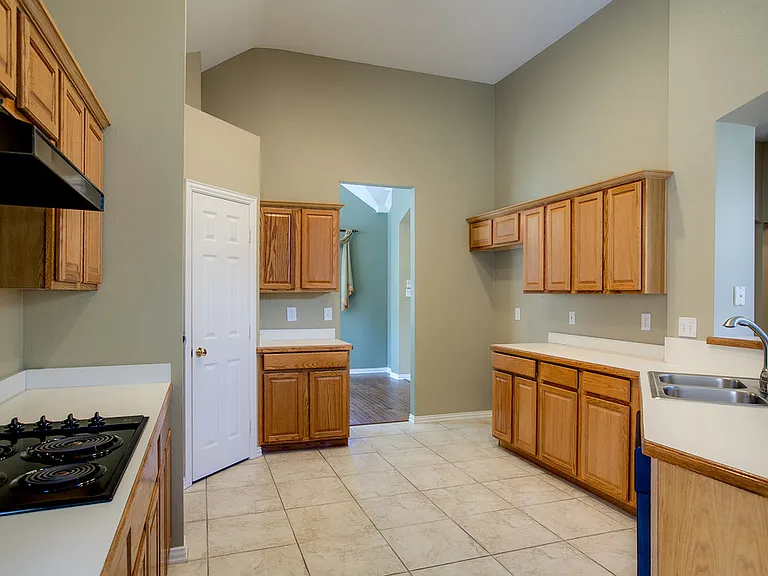 2221 Briary Trace Ct — Photo 22