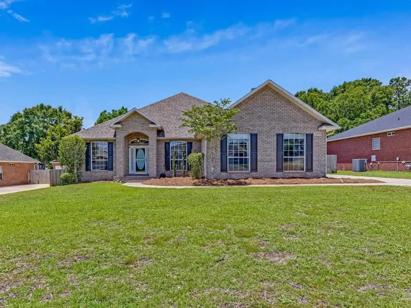 2449 Bowling Green Way, Cantonment, FL 32533