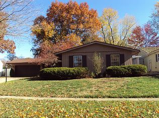 2108 Noel Dr, Champaign, IL 61821