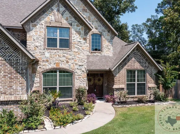 32 Redbridge Rd, Texarkana, TX 75501