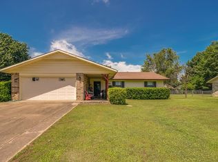 1500 Ridgecrest St, Springdale, AR 72762